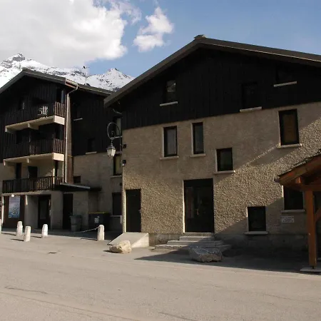 Pour 6 Personnes Avec Balcon, Wifi Gratuit Et Casier A Skis - Fr-1-508-267 Lanslevillard